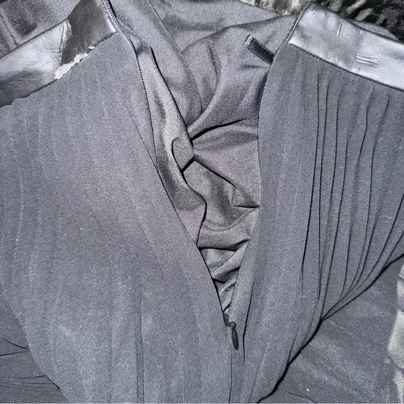 Banana Republic PLEATED CHIFFON MIDI SKIRT women’s size 8 black - Picture 8 of 12